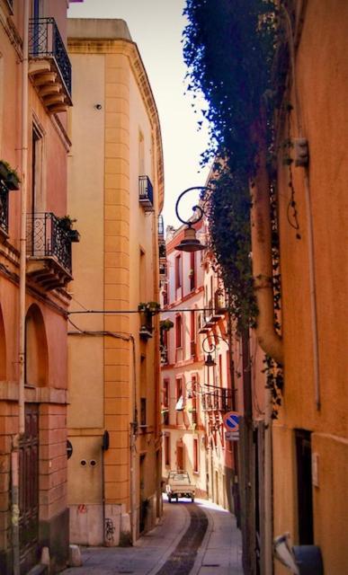 Casa Kawaii Lägenhet Cagliari Exteriör bild